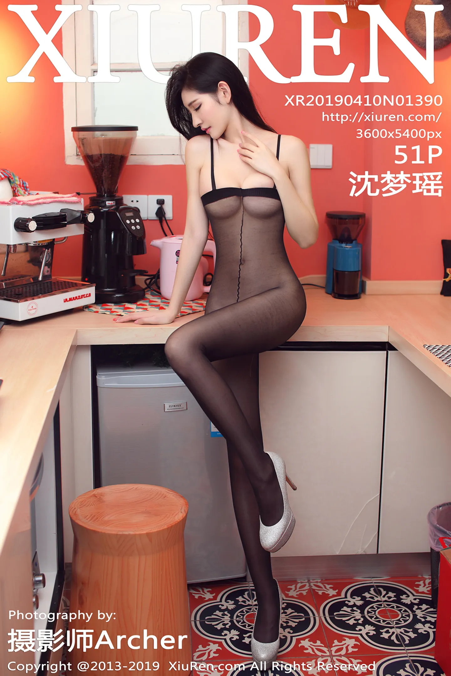 [XiuRen秀人网]No.1390_嫩模沈梦瑶私房护士装+连体开档黑丝秀完美身材诱惑写真51P-秀人网 - XiuRen.Pro